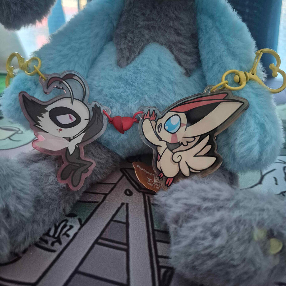 Chronos and Shine heart magnet Acrylic Keychain